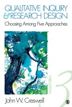 Samenvatting Qualitative Inquiry and Research Design Choosing Among Five Approaches Afbeelding van boekomslag